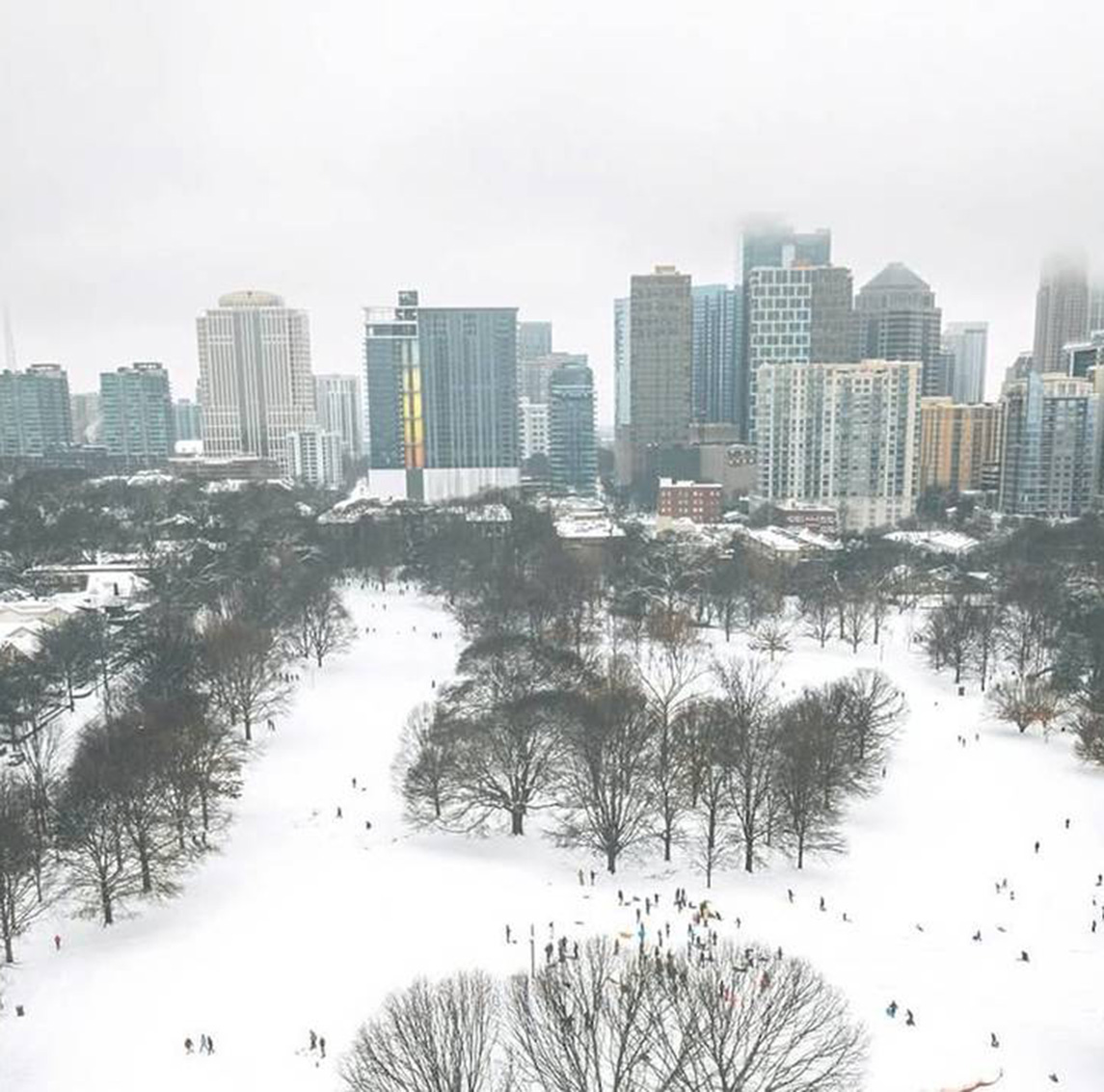 Essential Items for Traveling to Atlanta in February: The Perfect Gear for Cold Weather Adventures